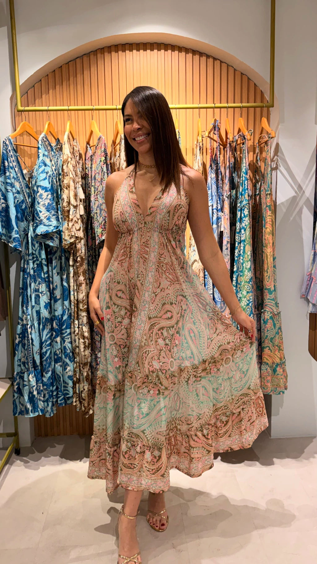 Vestido de tirantes rosa en seda, unitalla, Koral Boutique