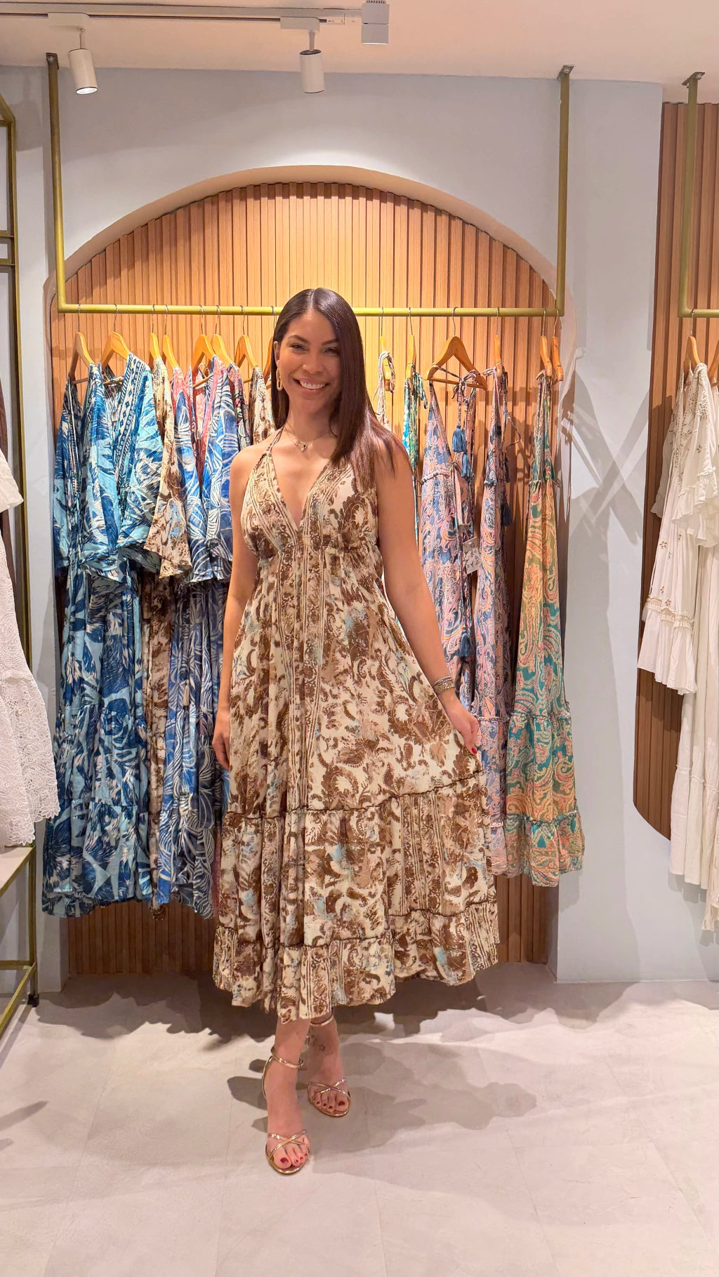 Vestido de tirantes café en seda, unitalla, Koral Boutique