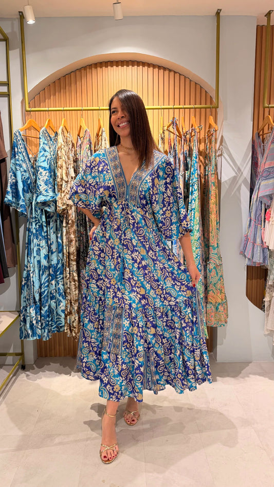 Vestido de mangas en seda, unitalla, Koral Boutique